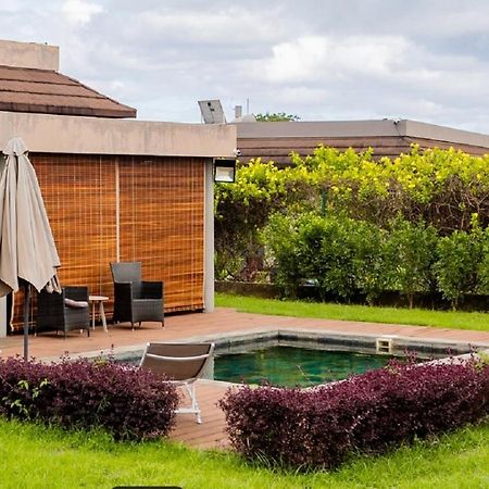 Grand Bay Luxury Villa With Pool & Garden Exterior photo