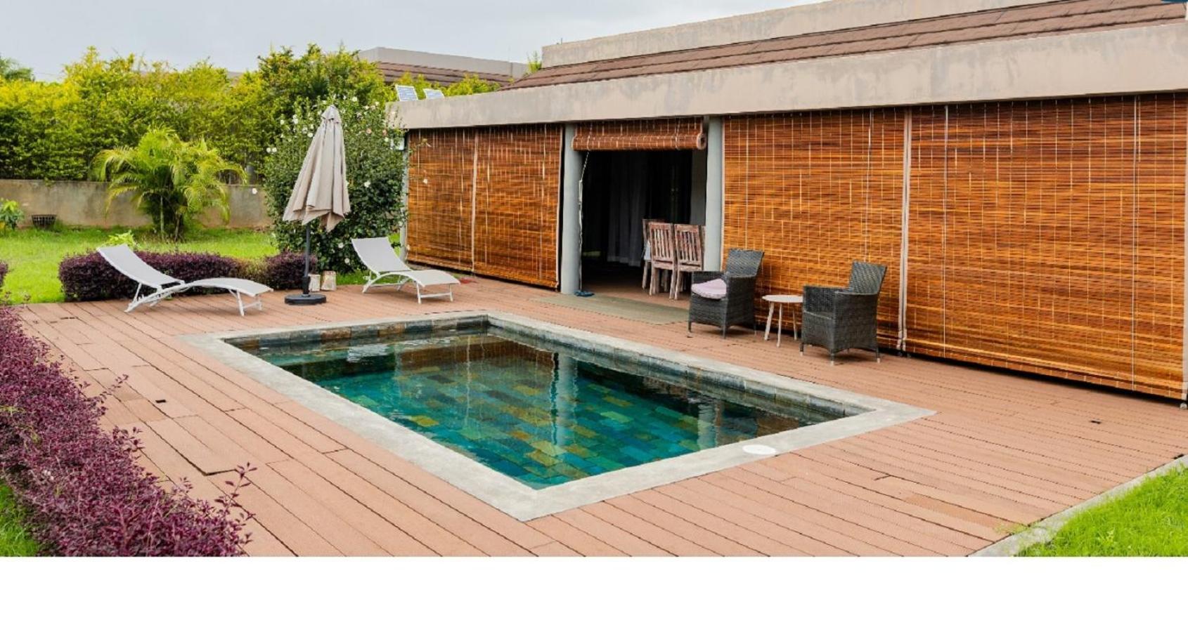 Grand Bay Luxury Villa With Pool & Garden Exterior photo